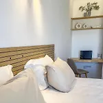Agora ヴィラ *