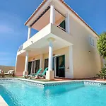 Villa Agora Luz