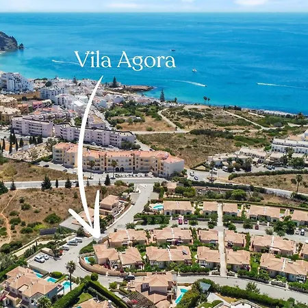 Agora Villa Luz